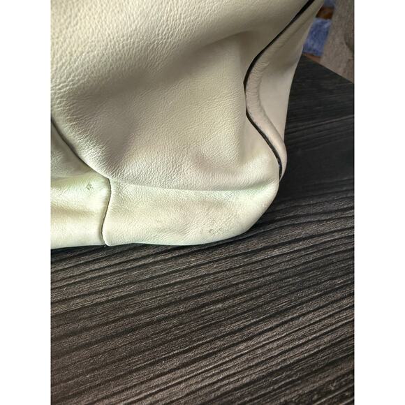 GUCCI Off-White Leather Britt Large Tote Bag - Picture 4 of 16